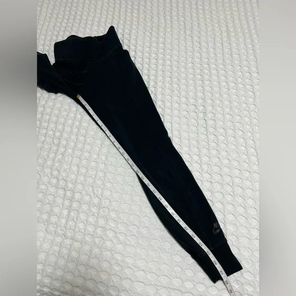 Nike Essentials Training Printed Leggings - Picture 9 of 11